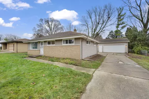 4605 W Fountain, Brown Deer, WI 53223