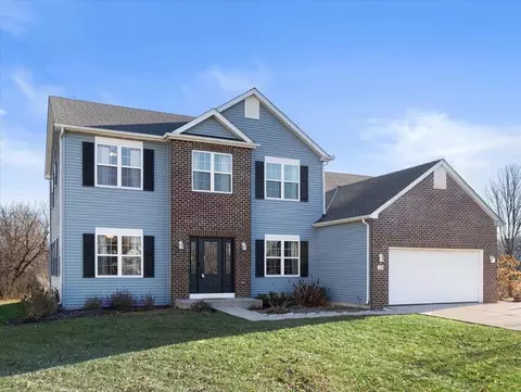 1198 Knollwood, Grafton, WI 53024