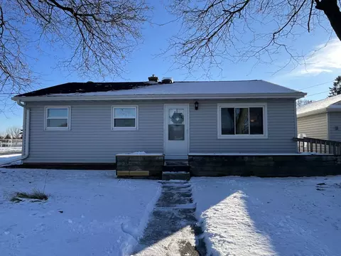 3303 Dale, Manitowoc, WI 54220