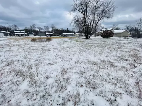 000 Main, Necedah, WI 54646