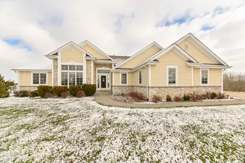 3611 Falcon, Norway, WI 53185