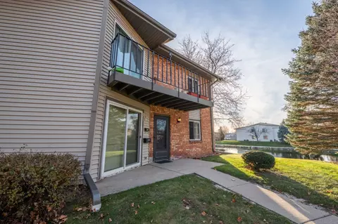 w168n11499 El Camino #4, Germantown, WI 53022