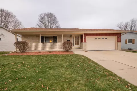 1368 Balsam, West Bend, WI 53095