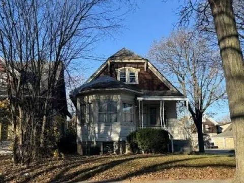 3881 N 26th, Milwaukee, WI 53206
