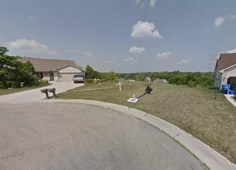 305 East Hvn, Watertown, WI 53094