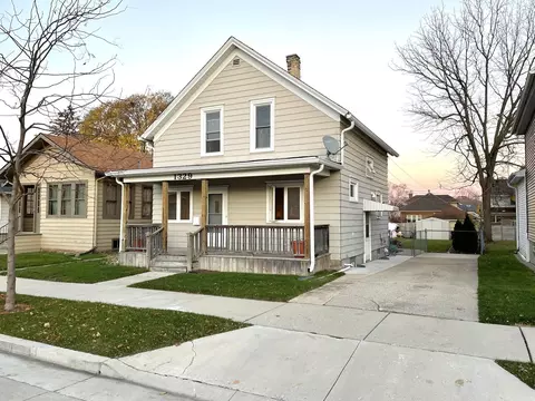1329 Monroe, Racine, WI 53405