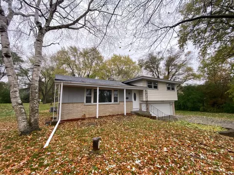 17201 W Jills, New Berlin, WI 53146