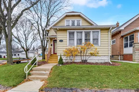979 S 61st, West Allis, WI 53214