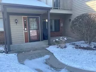 3713 W Loomis, Greenfield, WI 53221