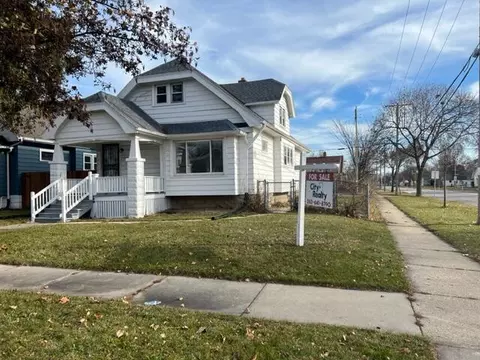 4402 N 54th, Milwaukee, WI 53218