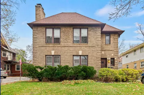3222 N Downer #3224, Milwaukee, WI 53211