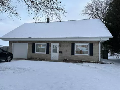 2110 Calumet, New Holstein, WI 53061