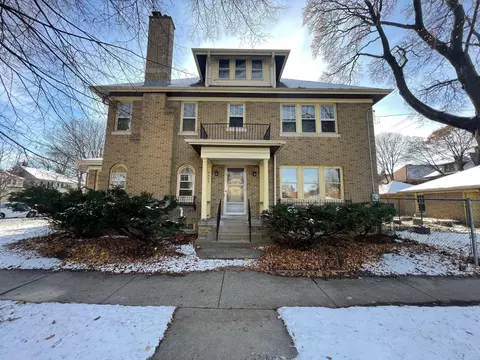 4607 W Hadley, Milwaukee, WI 53210