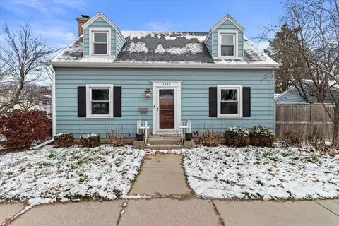 3345 Ruby, Racine, WI 53402