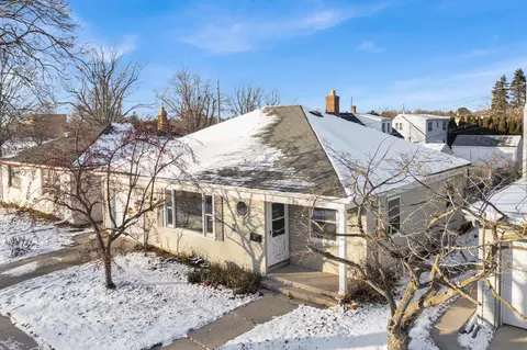 728 Highland, Sheboygan, WI 53083