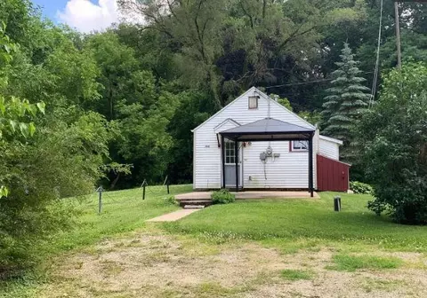 323 Oak Rdg, Twin Lakes, WI 53181