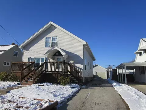 1614 S 15th, Manitowoc, WI 54220