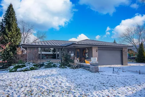 w157n10822 Catskill, Germantown, WI 53022