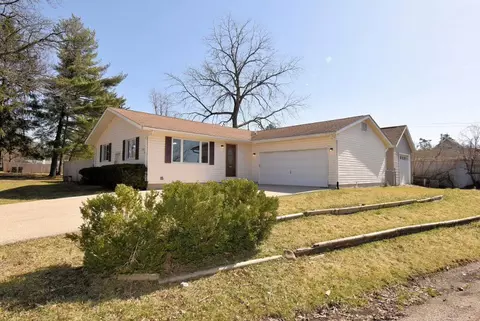 W1059 Pell Lake, Bloomfield, WI 53128