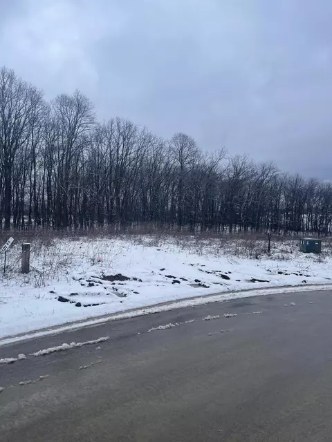 Lt3 Hilltop, New Berlin, WI 53146
