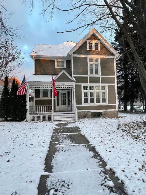 1105 N 6th, Sheboygan, WI 53081