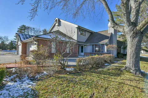 13480 W Fountain, New Berlin, WI 53151
