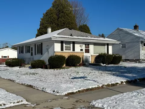 1322 Flambeau, Manitowoc, WI 54220