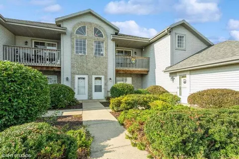 531 Betzer #G, Delavan, WI 53115