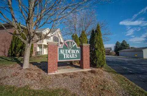 1942 Parknoll, Port Washington, WI 53074