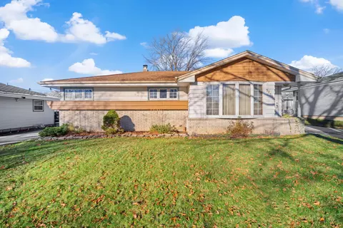 3034 E Wanda, Cudahy, WI 53110