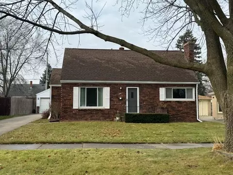 818 Virginia, Racine, WI 53405