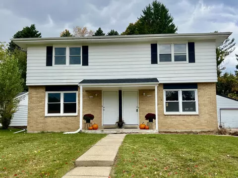 1661 Highland #1663, Grafton, WI 53024