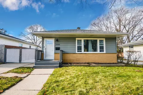 1430 Indiana, Racine, WI 53405