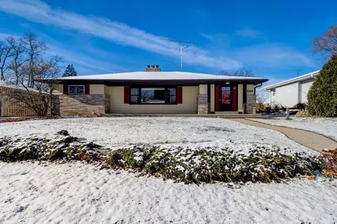 1312 Harrington, Racine, WI 53405