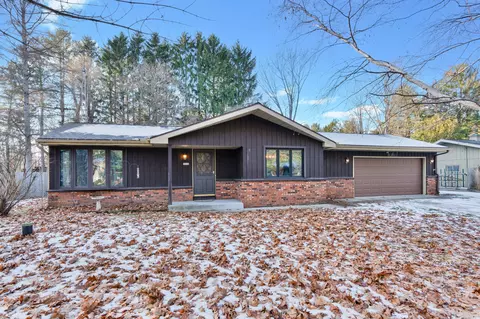 5026 S 8th, Wilson, WI 53081