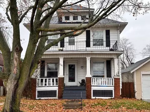 806 Hayes, Racine, WI 53405