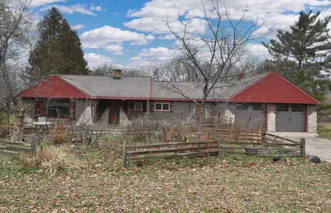 16520 Hillsdale, Brookfield, WI 53005