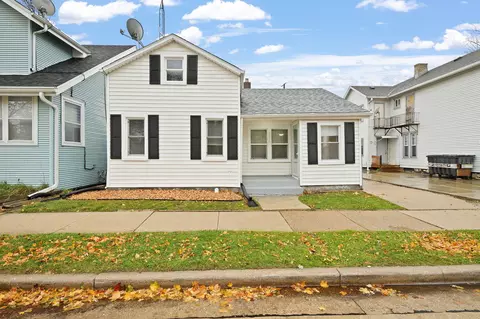 1036 Wisconsin, Racine, WI 53403