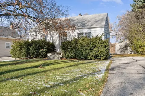 10602 W Manor Park, West Allis, WI 53227