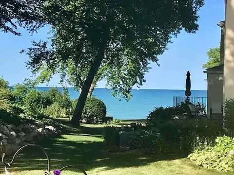 700 Waters Edge #16, Racine, WI 53402