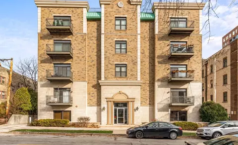 1812 E Lafayette #204, Milwaukee, WI 53202