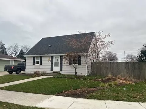 2749 84th, Kenosha, WI 53143