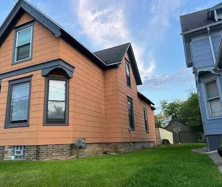 1905 Prospect, Racine, WI 53404