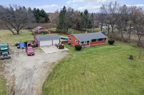 6815 6 Mile, Racine, WI 53402