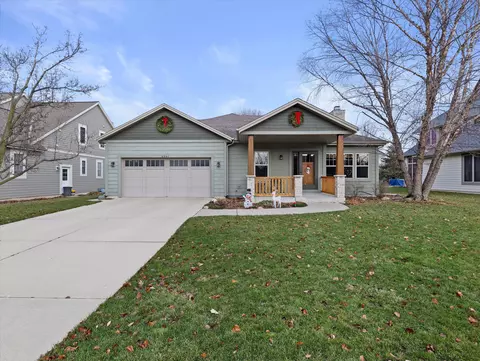 6847 Magnolia, Greendale, WI 53129
