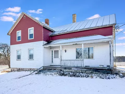 7627 W Hillcrest, Kossuth, WI 54220