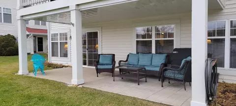 2159 Landings, Delavan, WI 53115