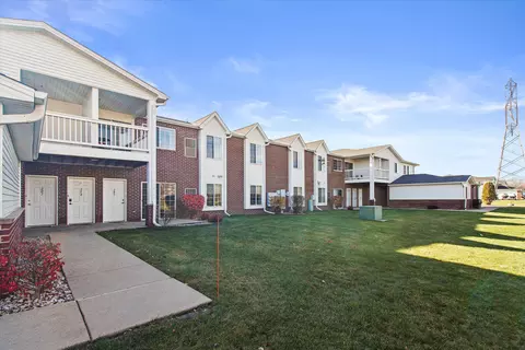 2520 11th #209, Somers, WI 53140