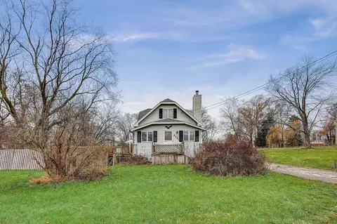 8561 S 27th, Franklin, WI 53132