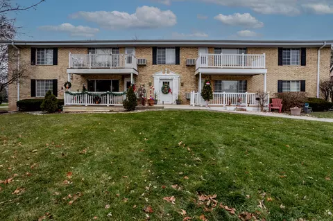 142 Heidel, Thiensville, WI 53092